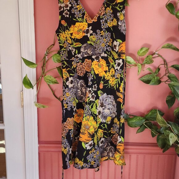 Wray Mandi Dress 100% Silk - Picture 3 of 7